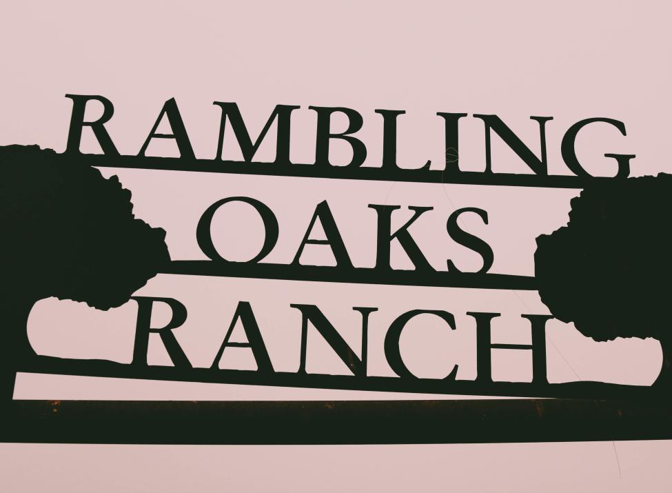 Rambling Oaks