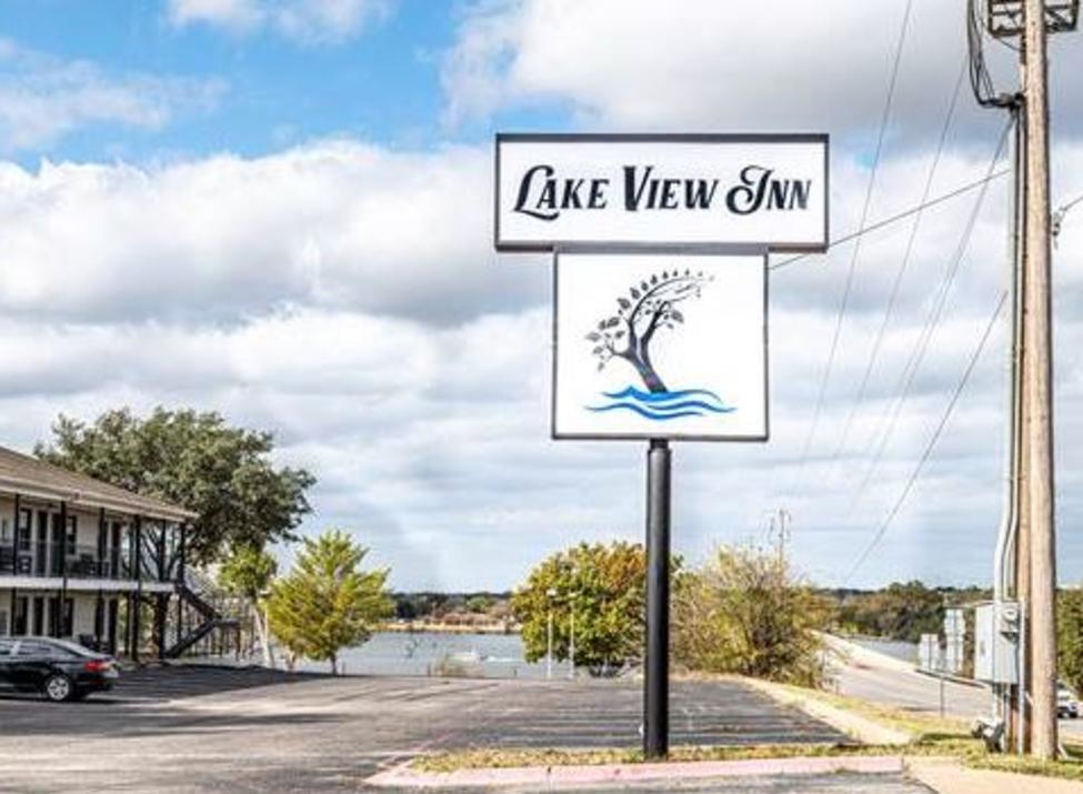 Lake View Inn