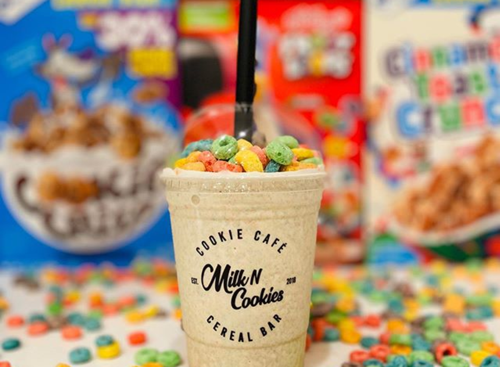 Milk N Cookies Froot Loop shake