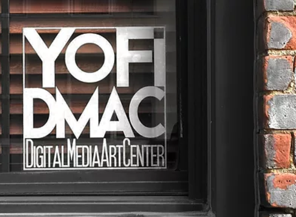 YoFi DMAC wall and window