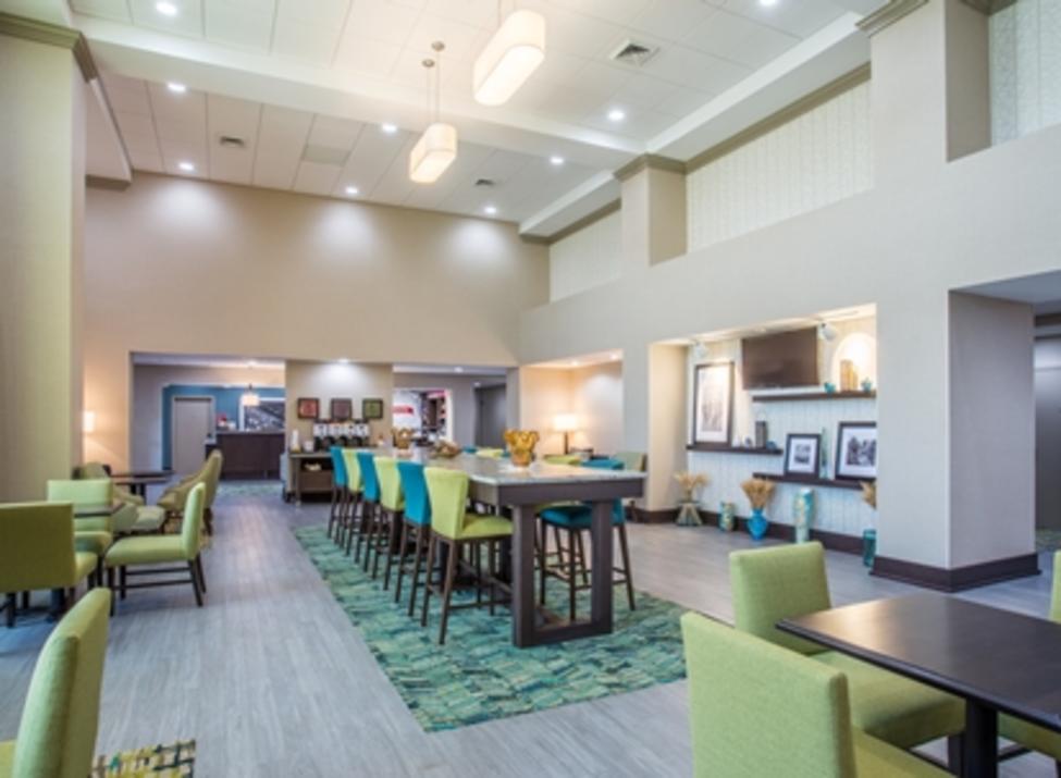 Hampton Inn & Suites Yonkers Westchester
