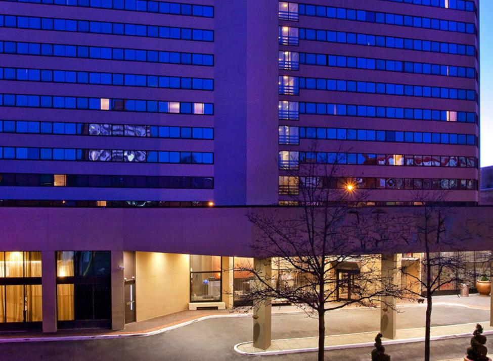 Sonesta exterior main entrance