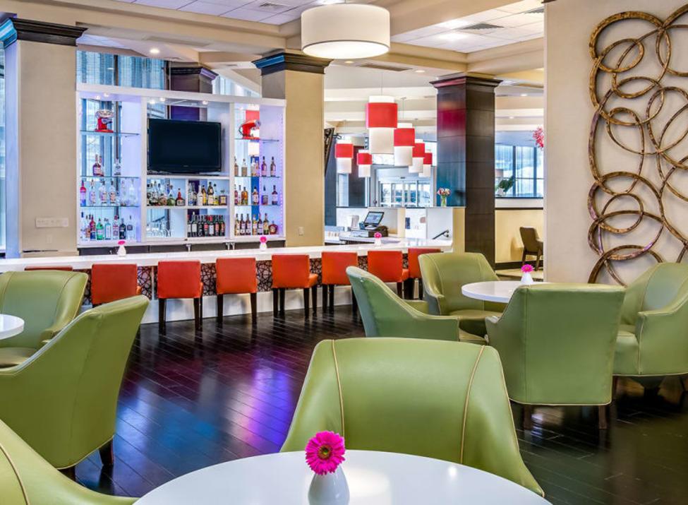 Sonesta bar