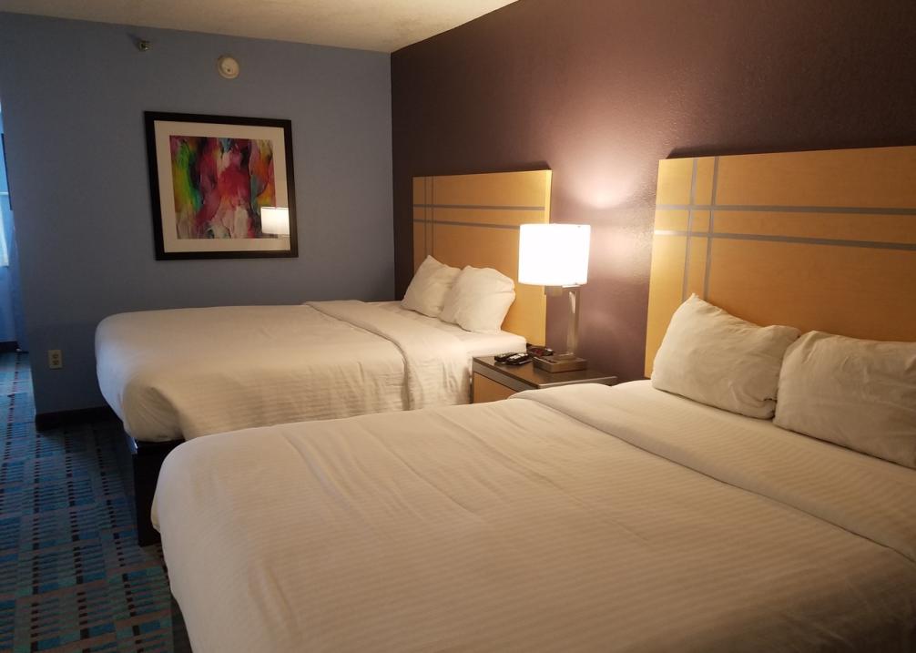 Fifth Season Inn And Suites