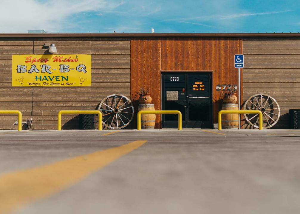 Spicy Mike's Exterior