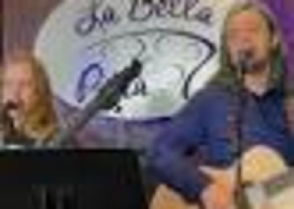 New Generation Band Acoustic At La Bella Pizza On