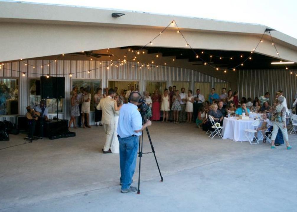 RIVER FALLS BED, BREAKFAST, LODGE & RETREAT