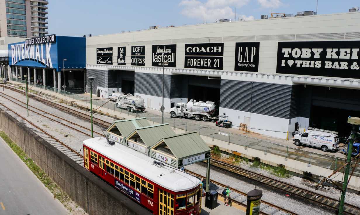 The Outlet Collection at Riverwalk