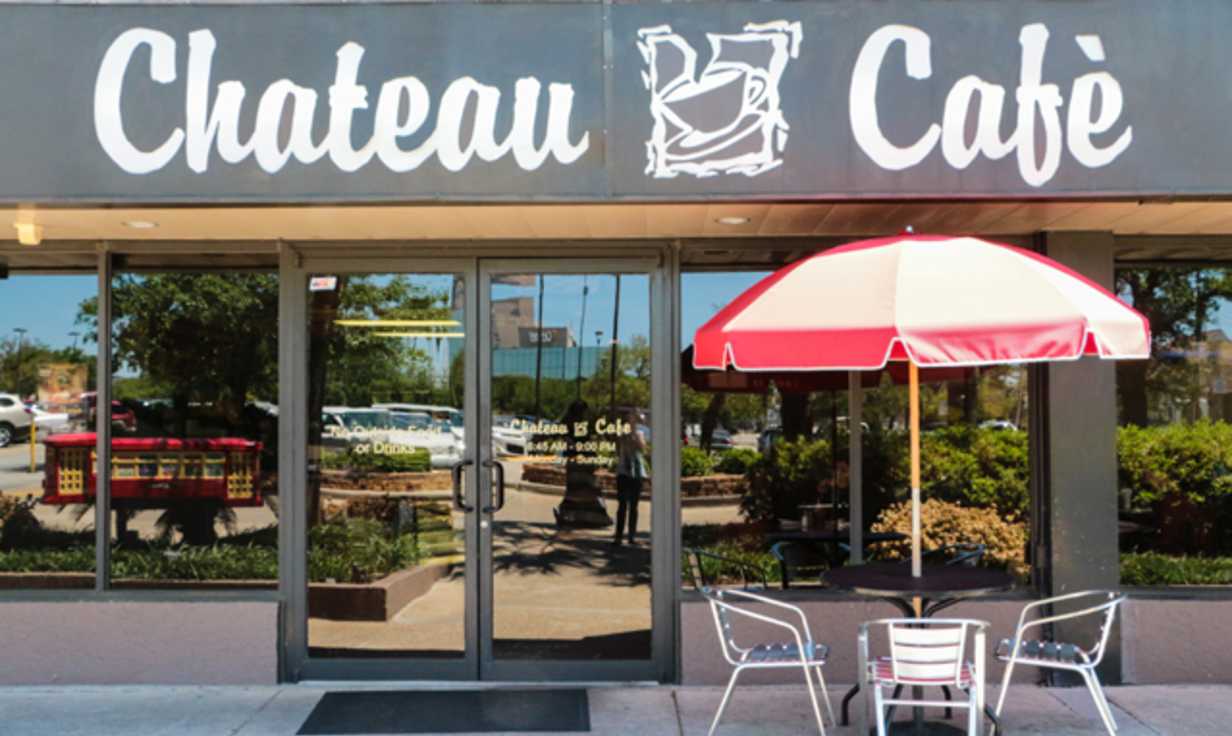 Chateau Cafe