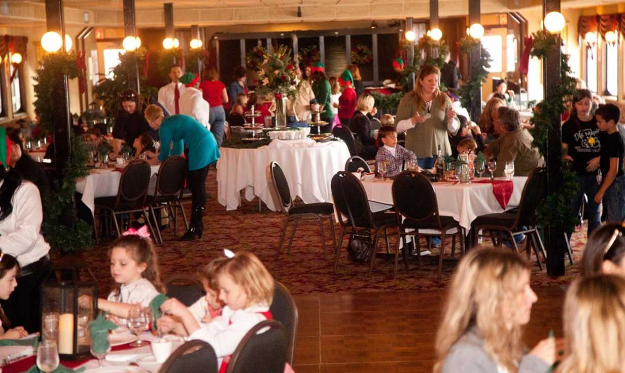 Cajun Holiday Tea With Papa Noel