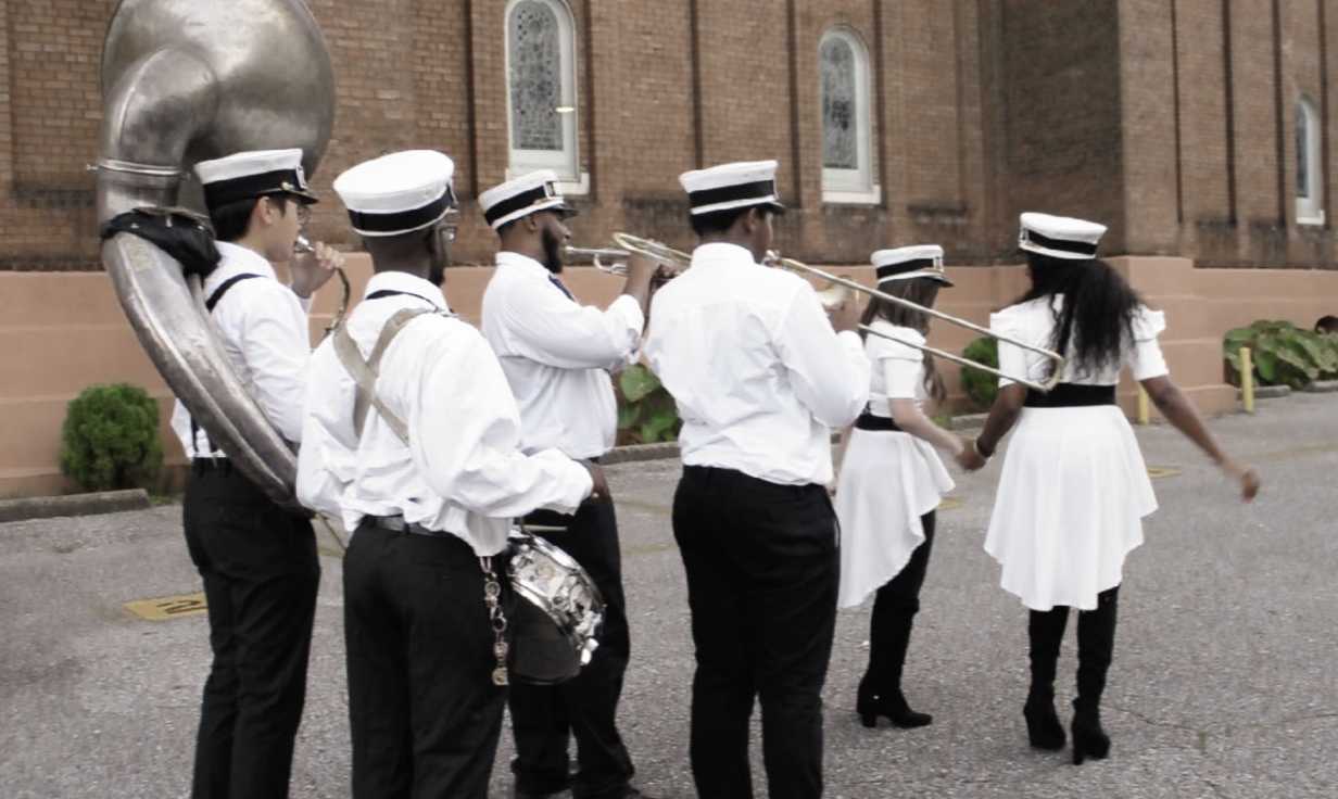 PARIGI, le brass band traditionnel de la Nouvelle-Orléans