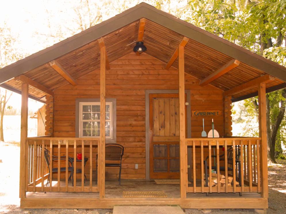 Buttonwood Grove Cabin
