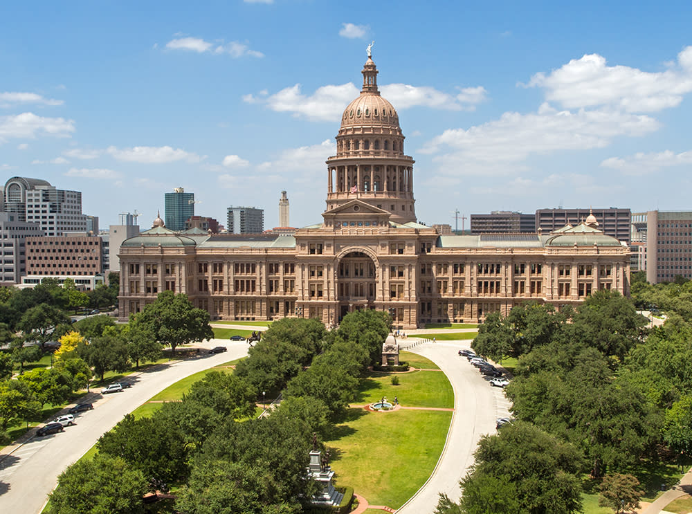 A wide-view of the Texas State Capitol, South Facade