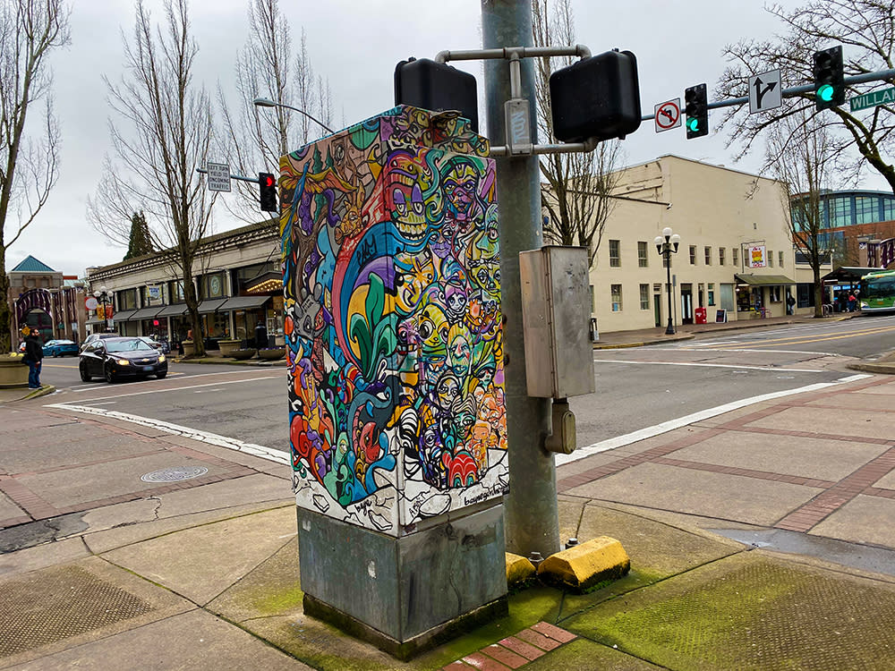 Art The Box by Philis McLennan | Courtesy of Eugene, Cascades & Coast