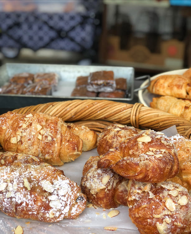 Farmers Markets - Fairbanks Alaska - pastries