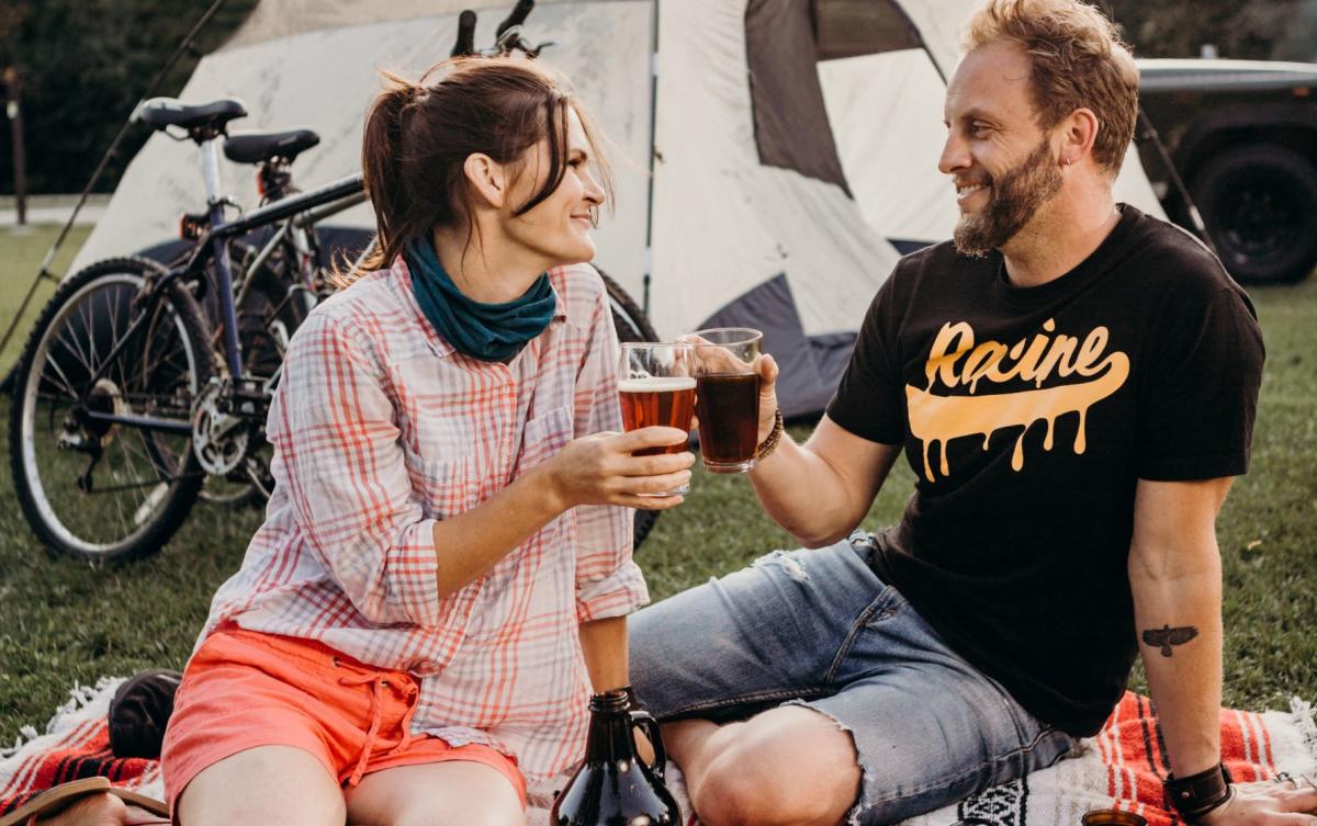 Picnic Couple