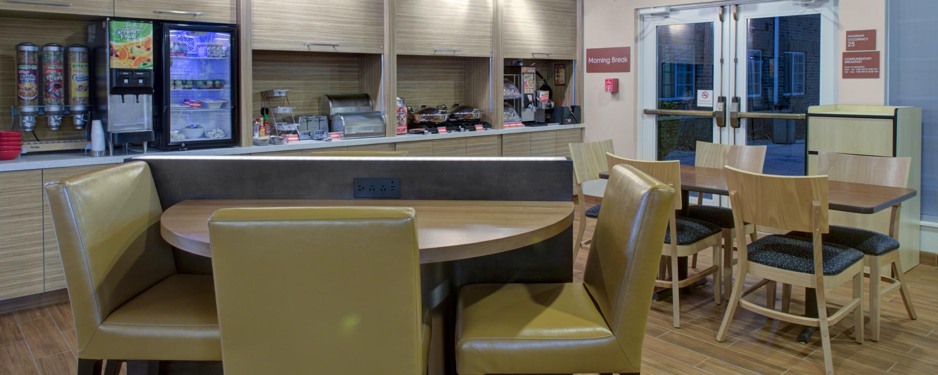 Towneplace breakfast area Visit Wichita