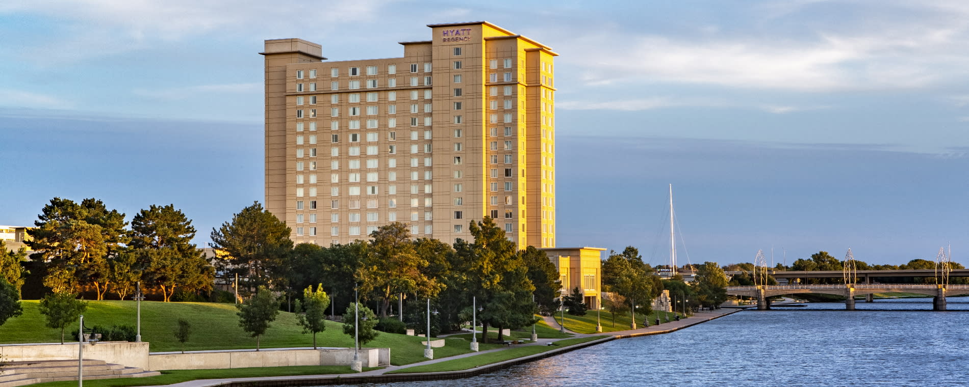 Hyatt Regency Wichita Exterior North