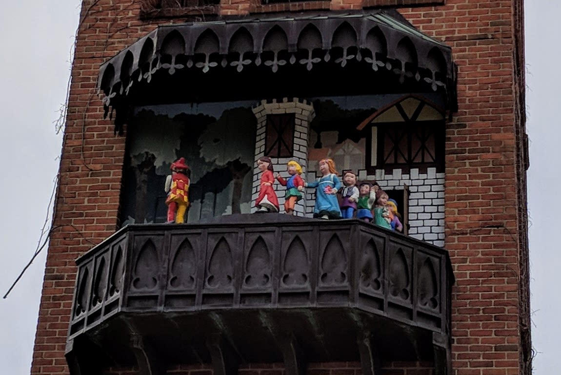 Carroll Tower Glockenspiel
