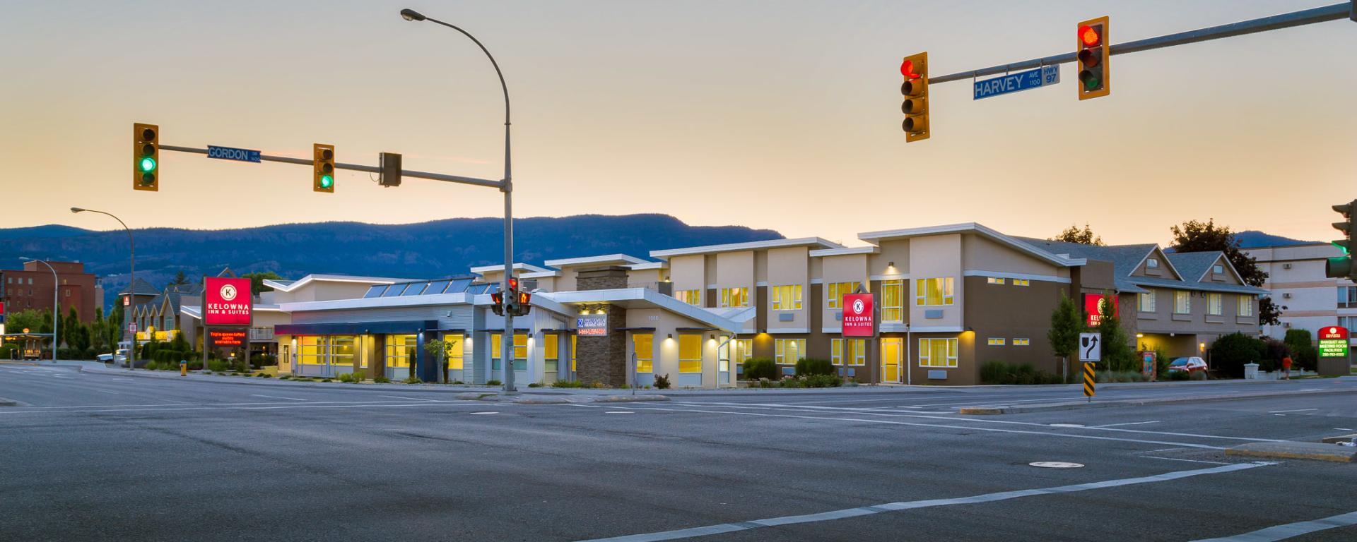 Econo Lodge Inn & Suites Kelowna