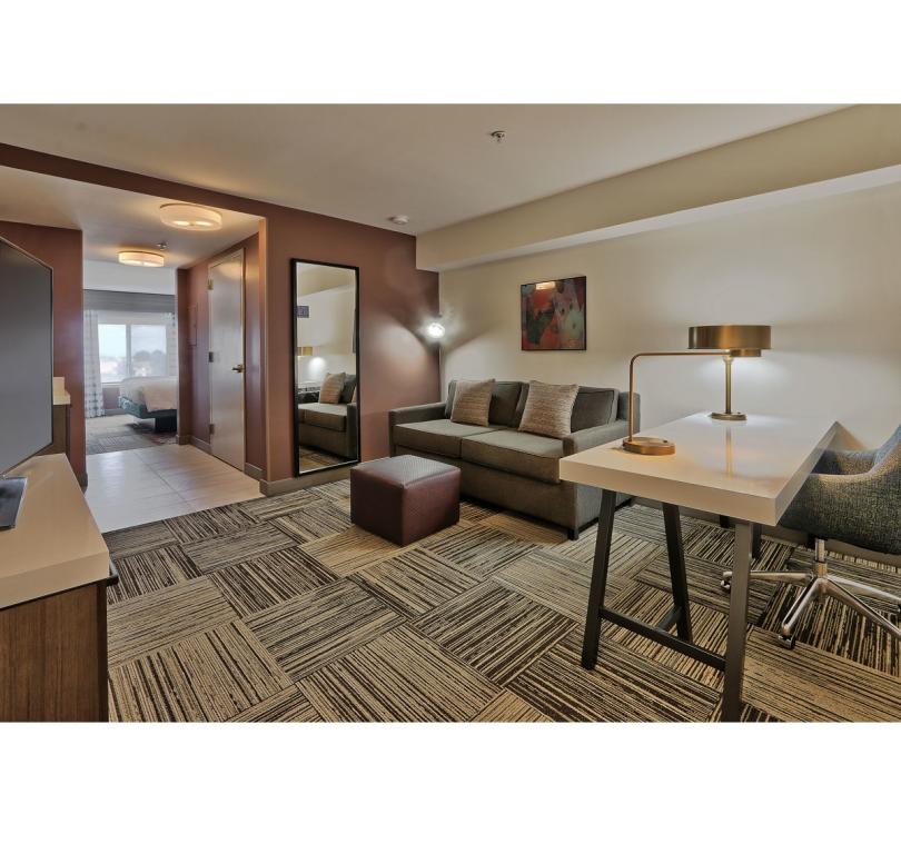 King Junior Suite