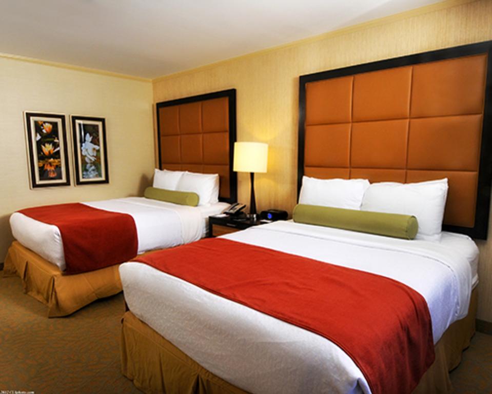 Crowne Plaza