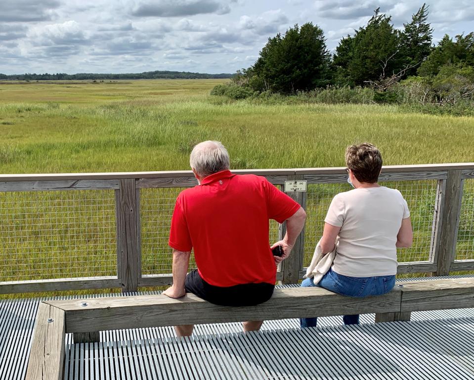 Couple enjoying the scenery on the Georgetown-Lewes Trail
