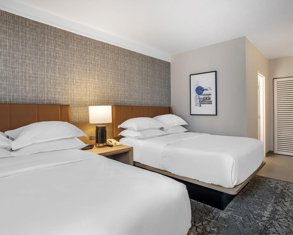 Queen Queen Bedroom