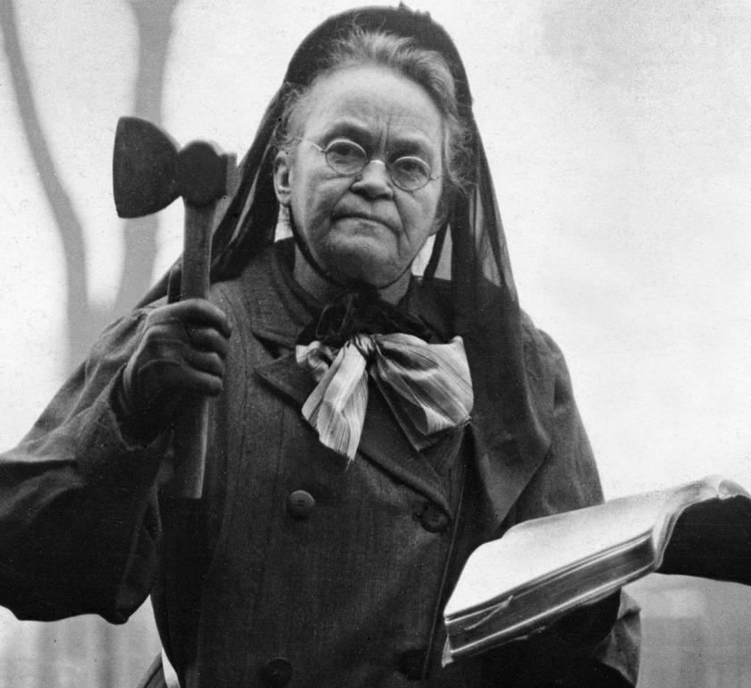 Carrie nation with hatchet