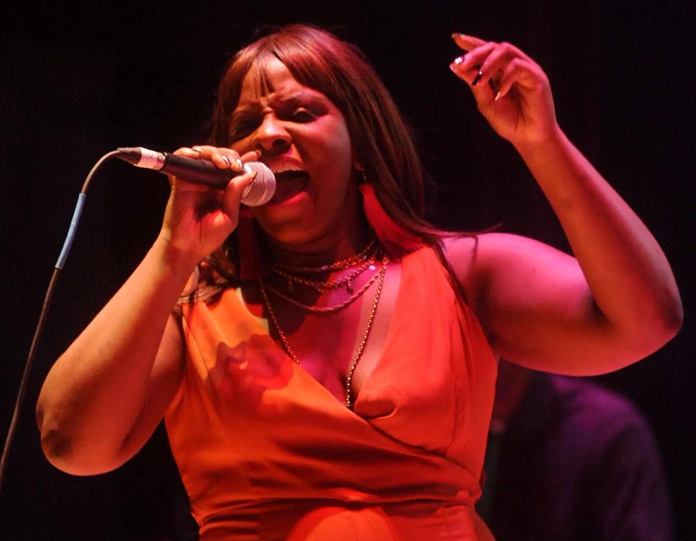 Local musician Fatima Washington performing in Fort Wayne