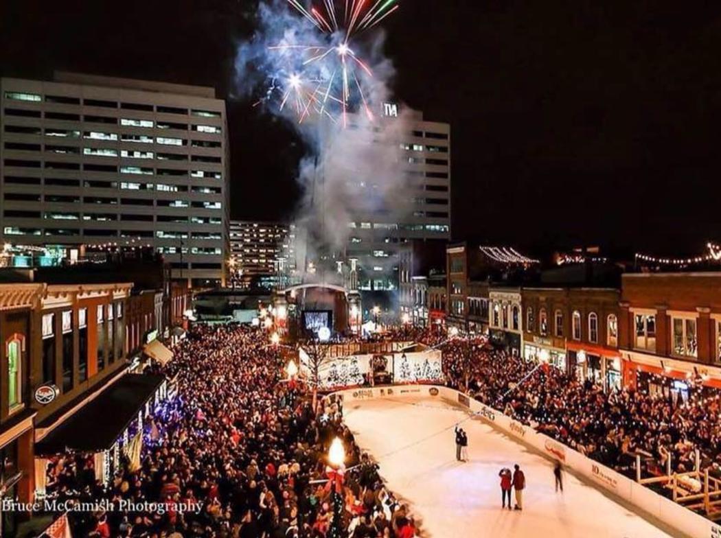 Holidays On Ice Presented By Home Federal Bank