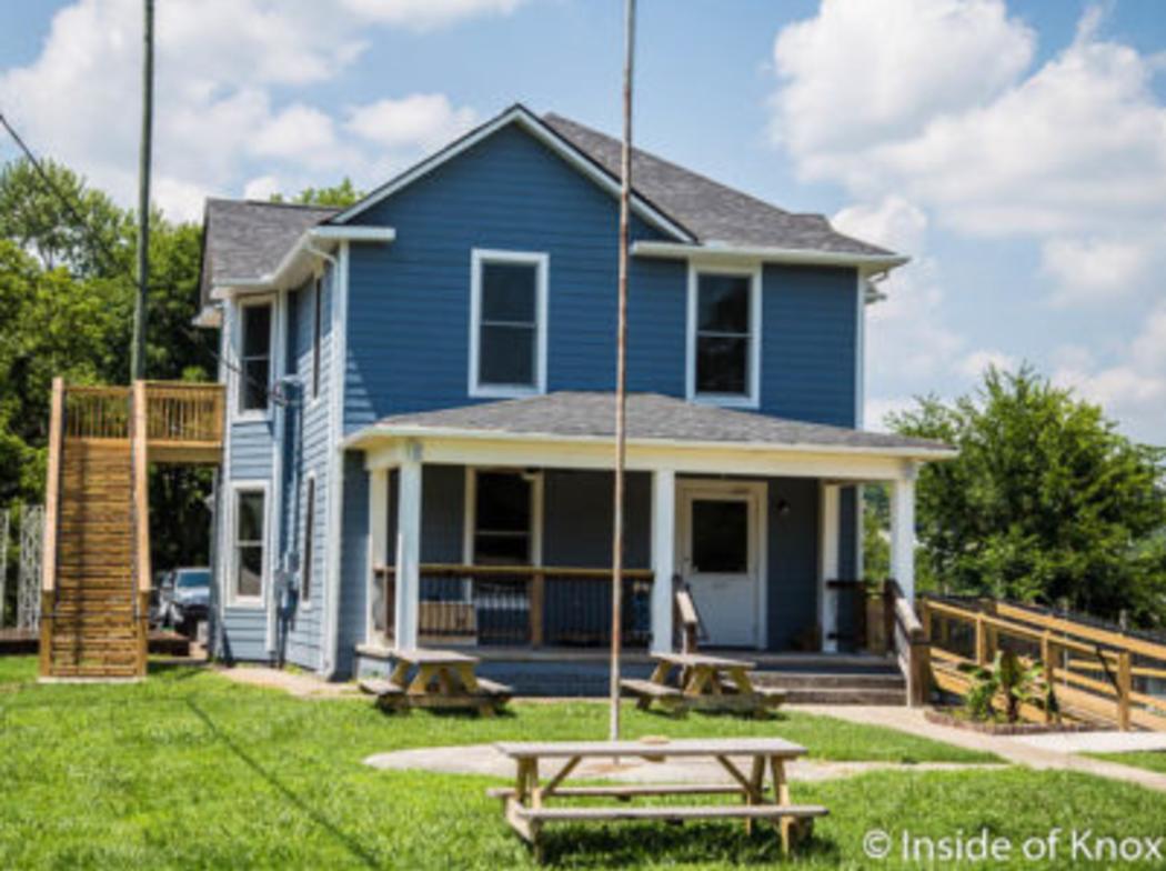 Landing House
