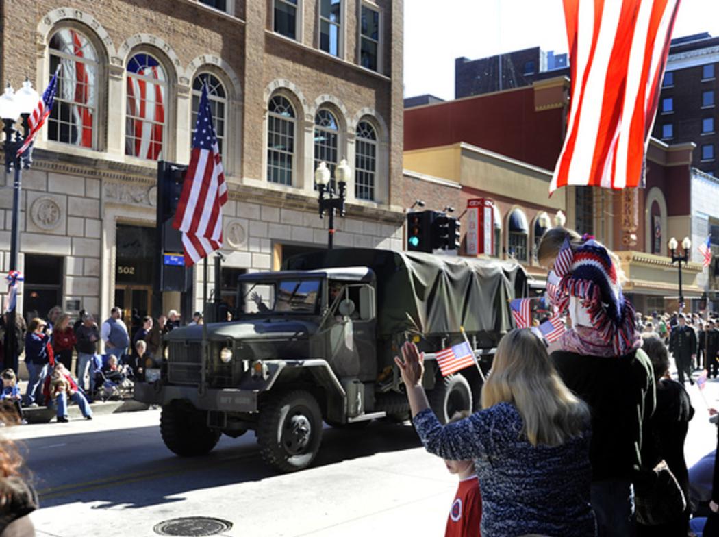 Knoxville Veterans Day Parade 2022
