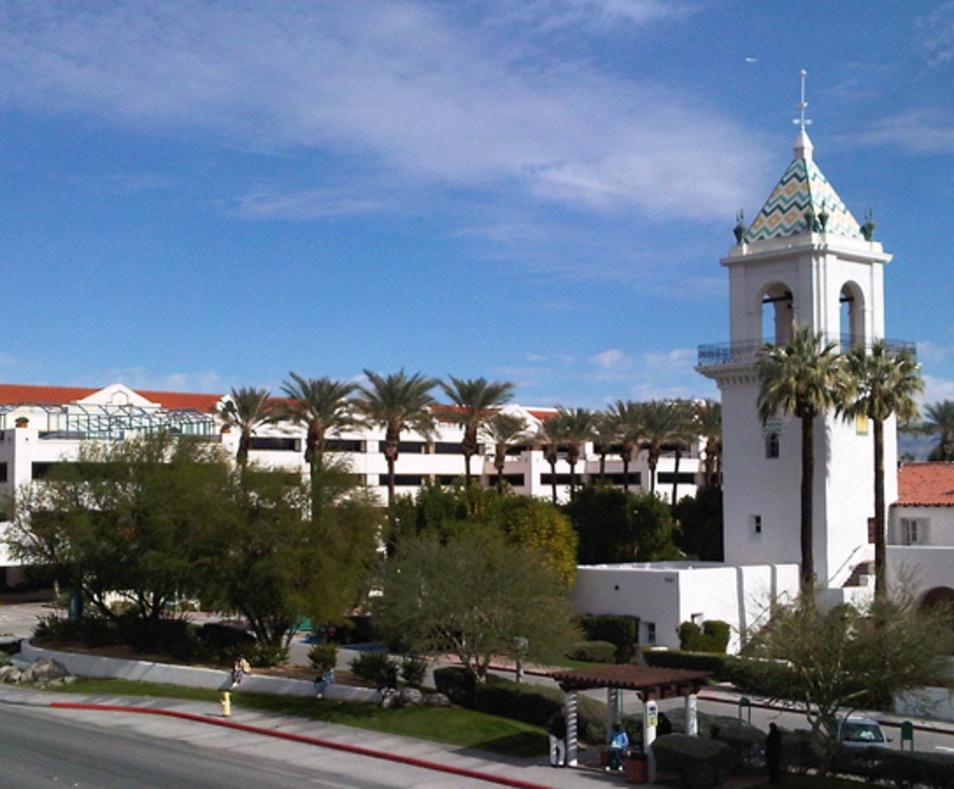 Desert Regional Medical Center