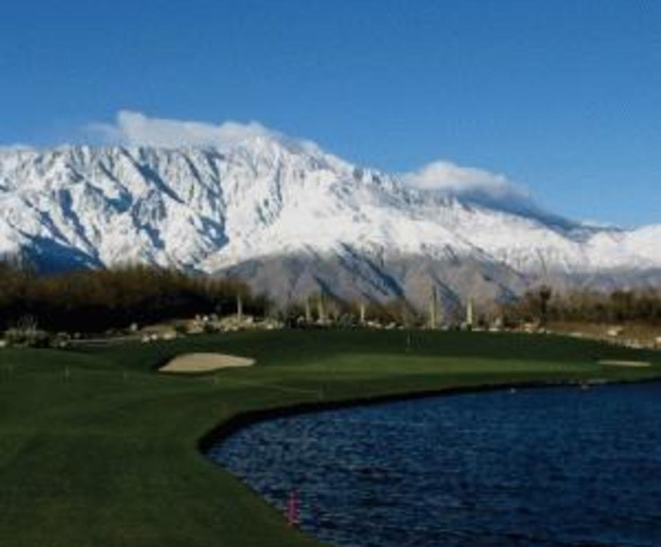 Desert Dunes Golf Club