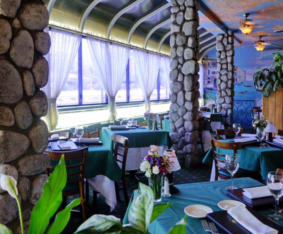 Castelli's Ristorante