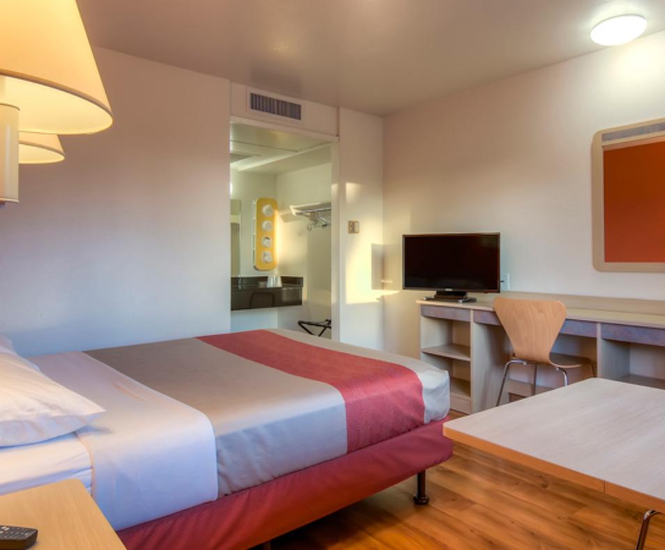 Motel 6 Rancho Mirage
