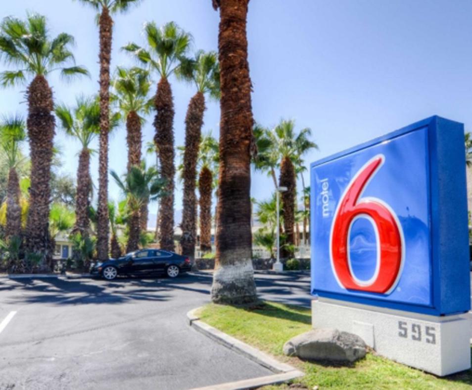 Motel 6 East Palm Canyon
