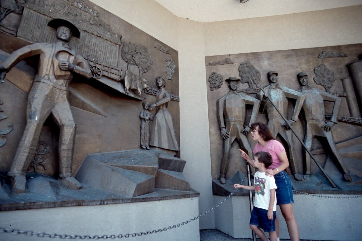 Farmers' Memorial
