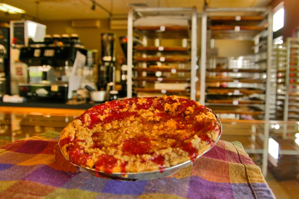 Cherry Crumb Pie GT Pie