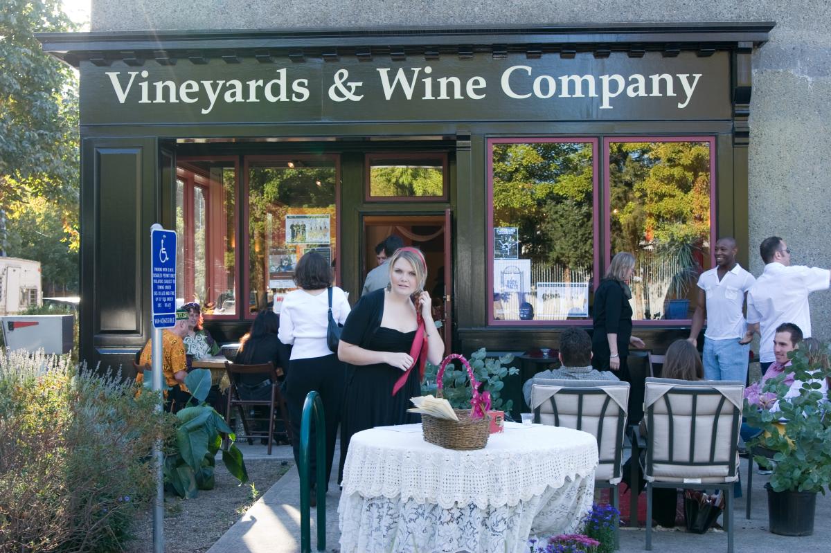 Eugene S Top Urban Wine Bars Eugene Cascades Oregon Coast