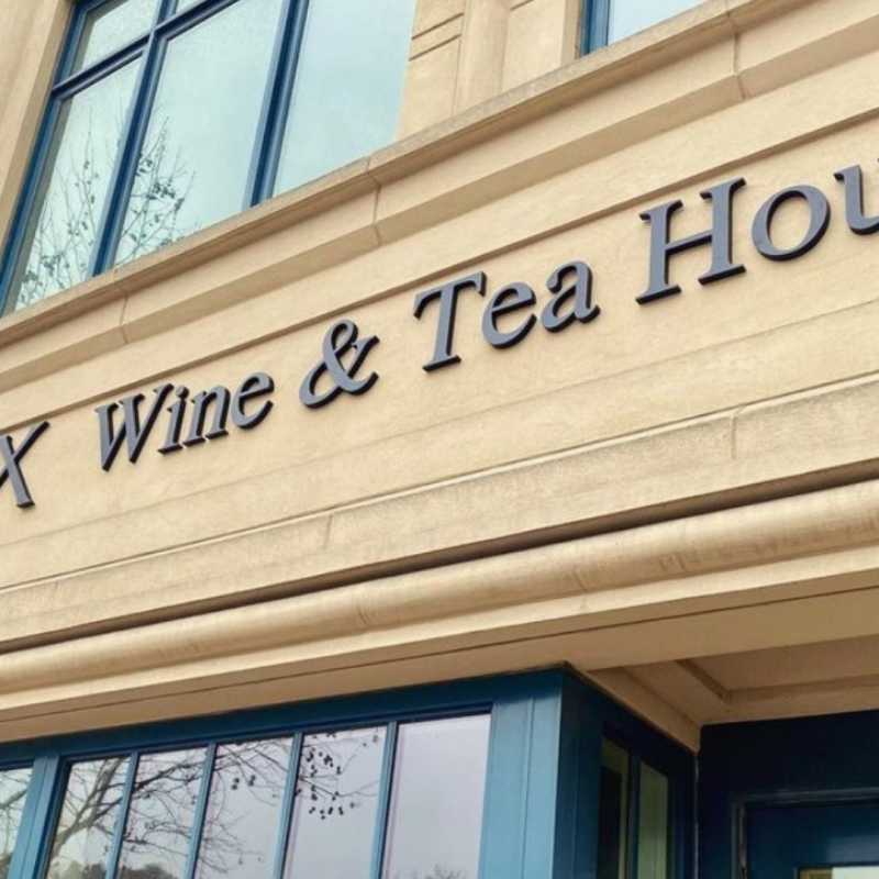 Corbeaux Wine & Tea House