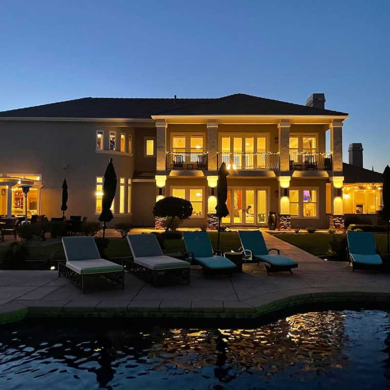 Sunset Manor