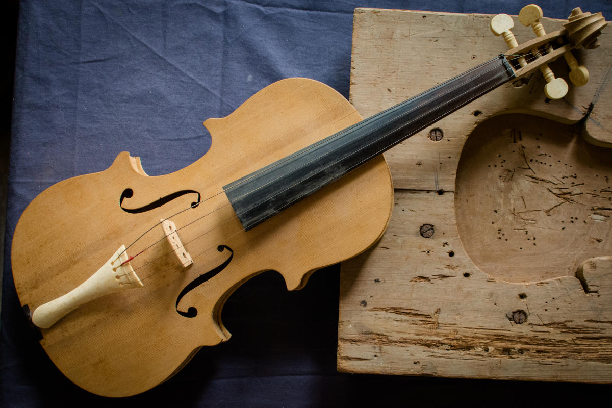 Fiddles Courtesy of Larry LaFleur