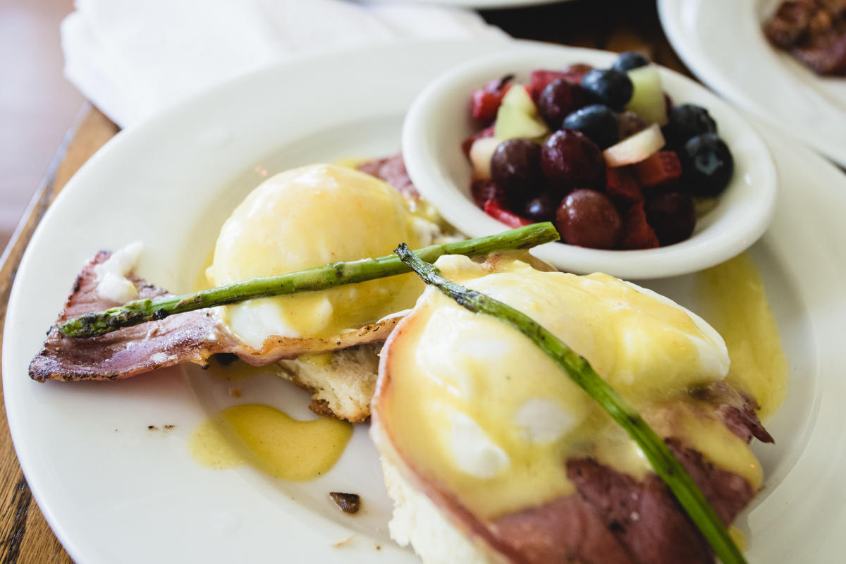 Eggs Benedict Brunch