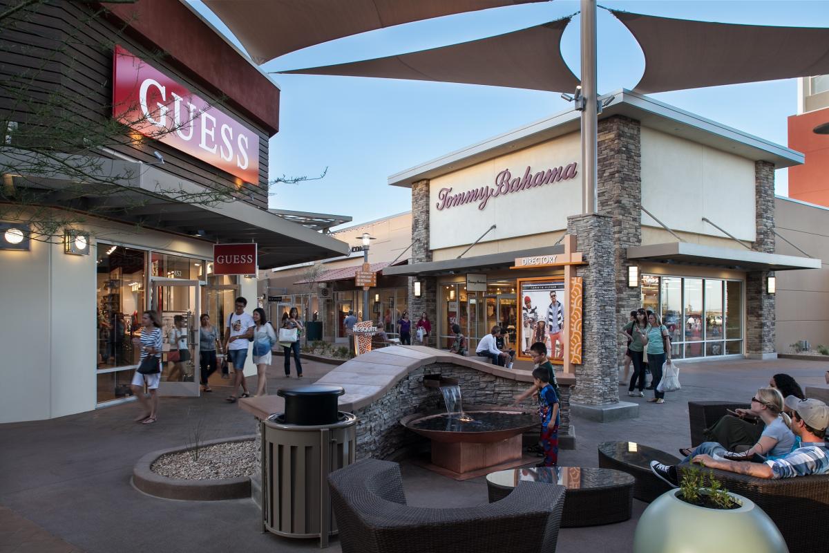 Phoenix Premium Outlets