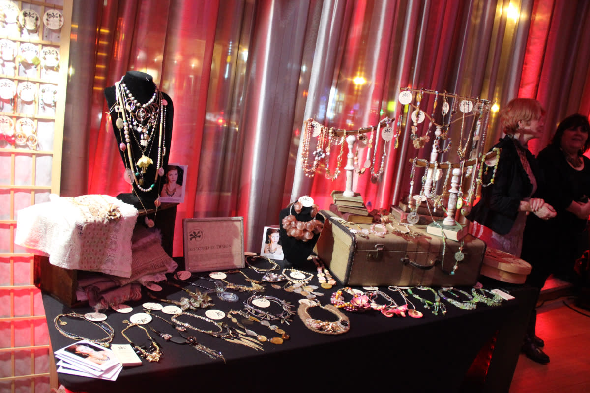 StyleWeek Jewelry and Accessory Display 