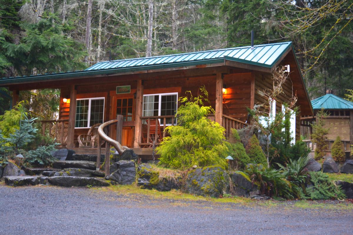 Copper Creek cabin at Mt. Rainier
