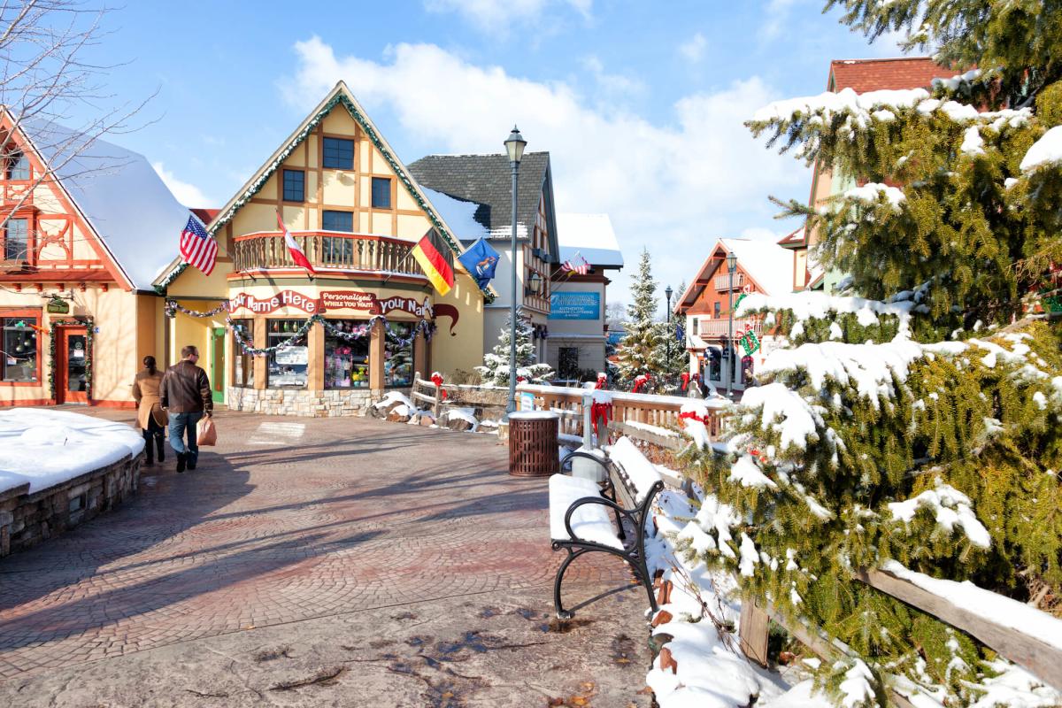 Shopping Seasonal Markets In Pure Michigan S Great Lakes Bay