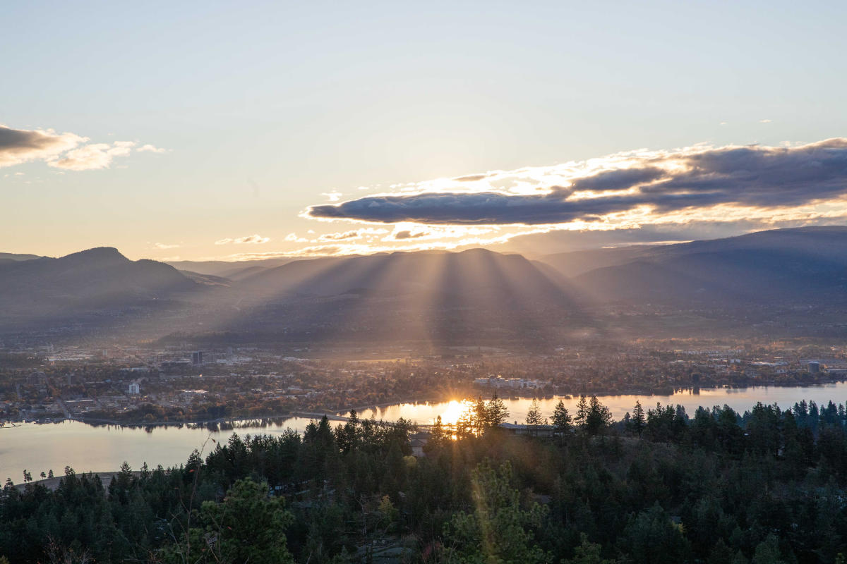 Rose Valley Regional Park - View of Kelowna Sunrise